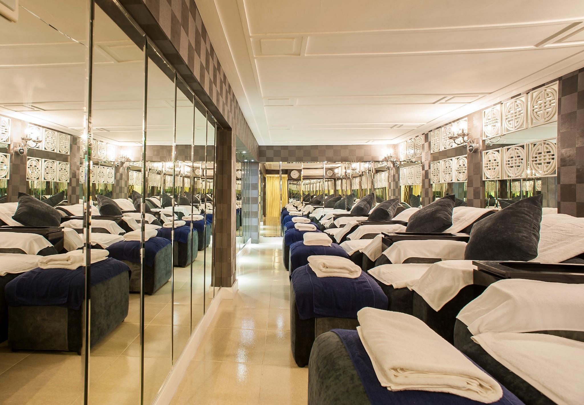 Minerva Church Hotel Hanoi Exterior photo