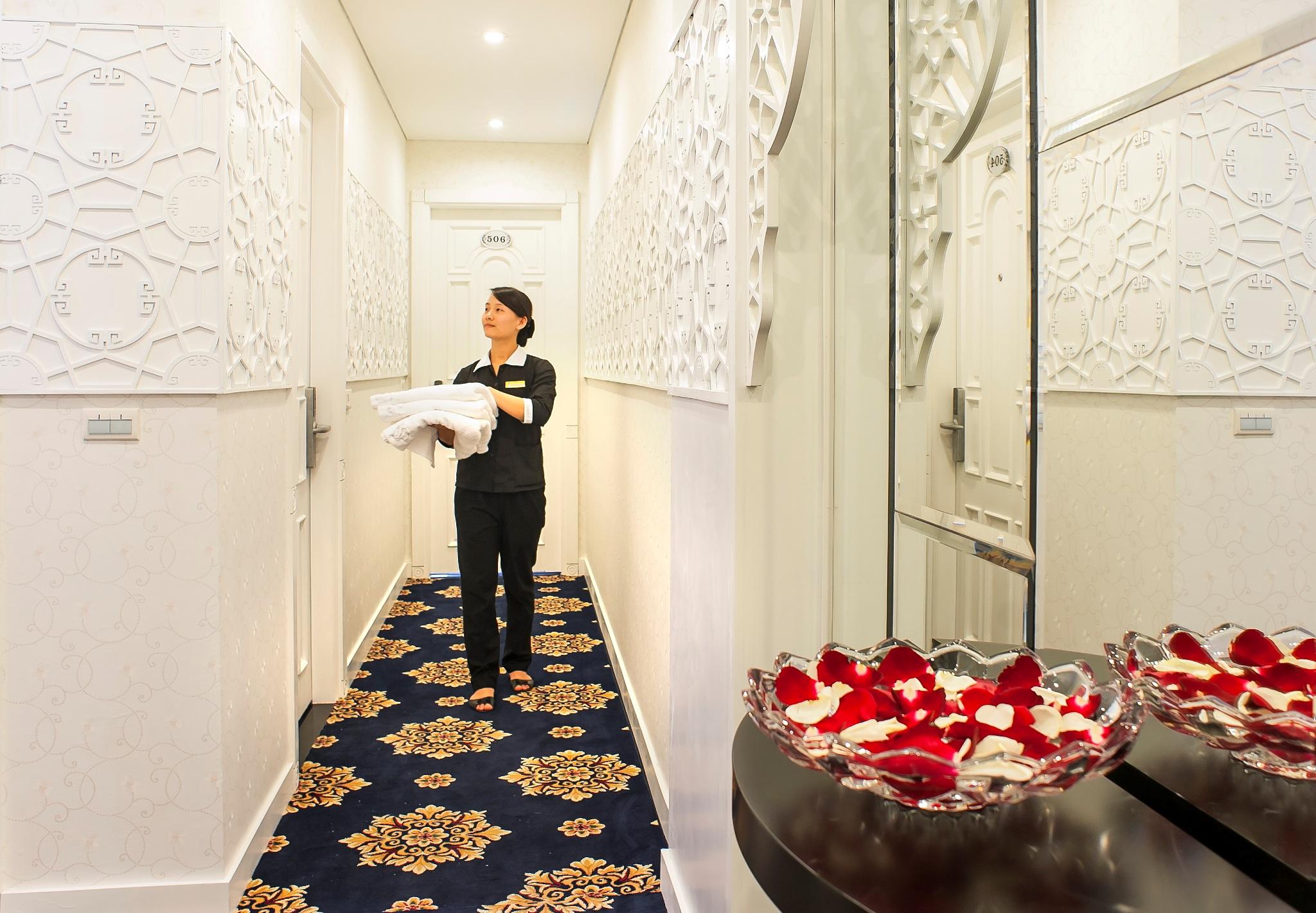 Minerva Church Hotel Hanoi Exterior photo